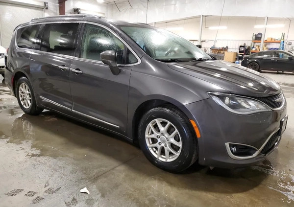 Chrysler Pacifica cena 59900 przebieg: 90606, rok produkcji 2020 z Piotrków Trybunalski małe 92